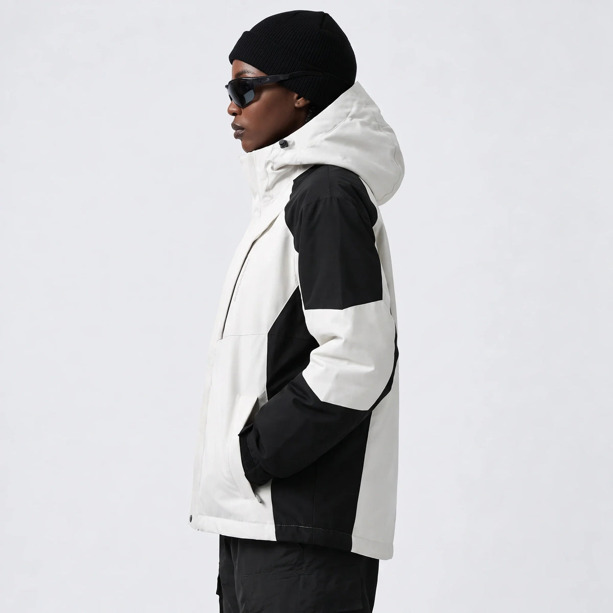 Scree - Womens Windproof Breathable & Hooded Waterproof Jacket - White