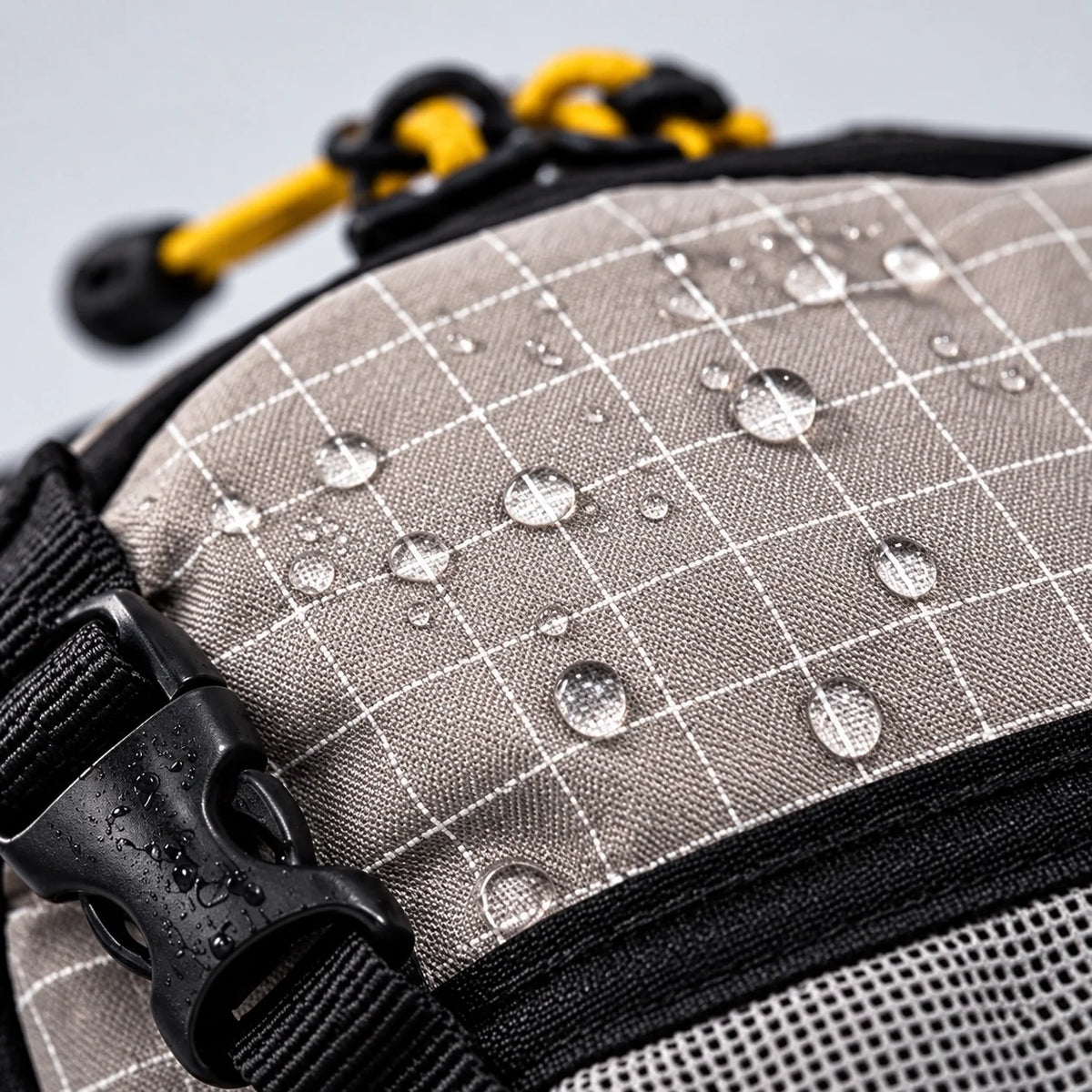 Kame - Unisex Waterproof Tear-Resistant Bag - Grey