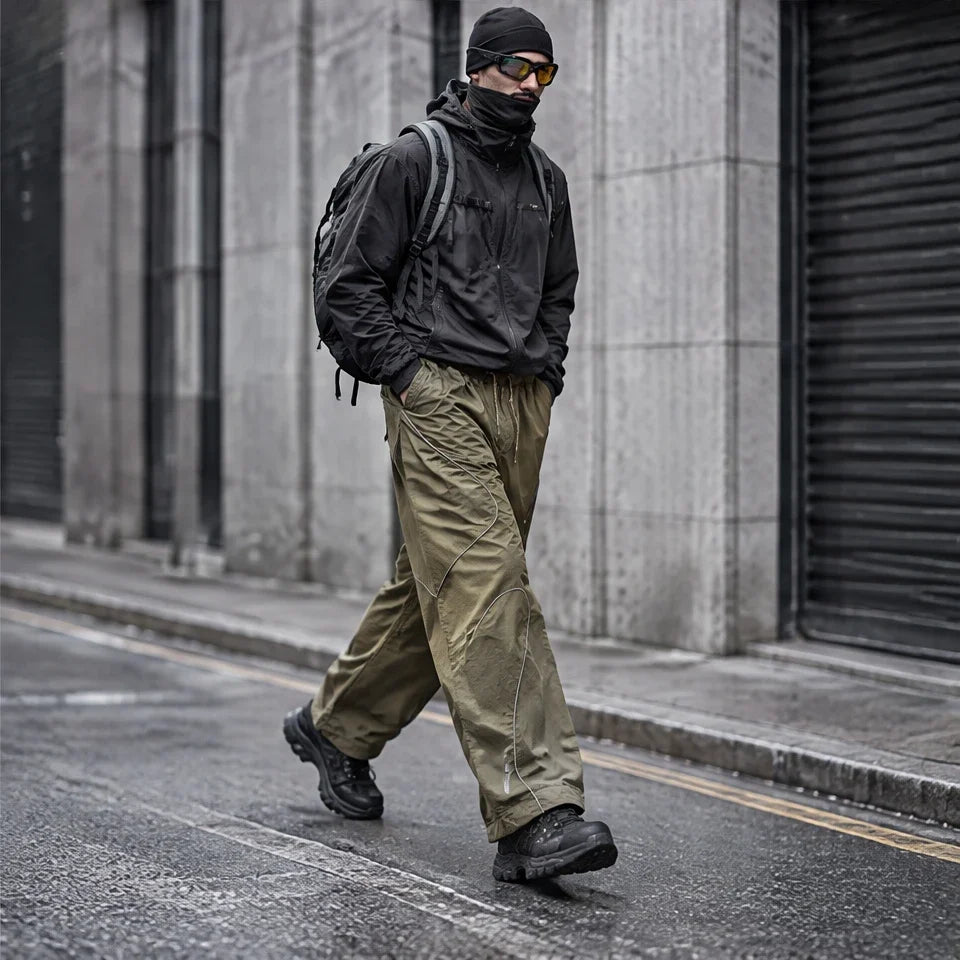 Sough - Unisex Water-Repellent & Quick-Dry Reflective Walking Trousers - Military Green