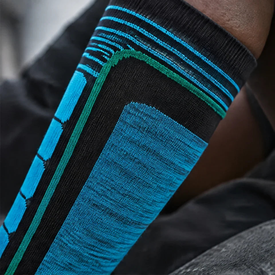 Thwaite - Unisex Anti-Slip Waterproof Socks - Sky Blue