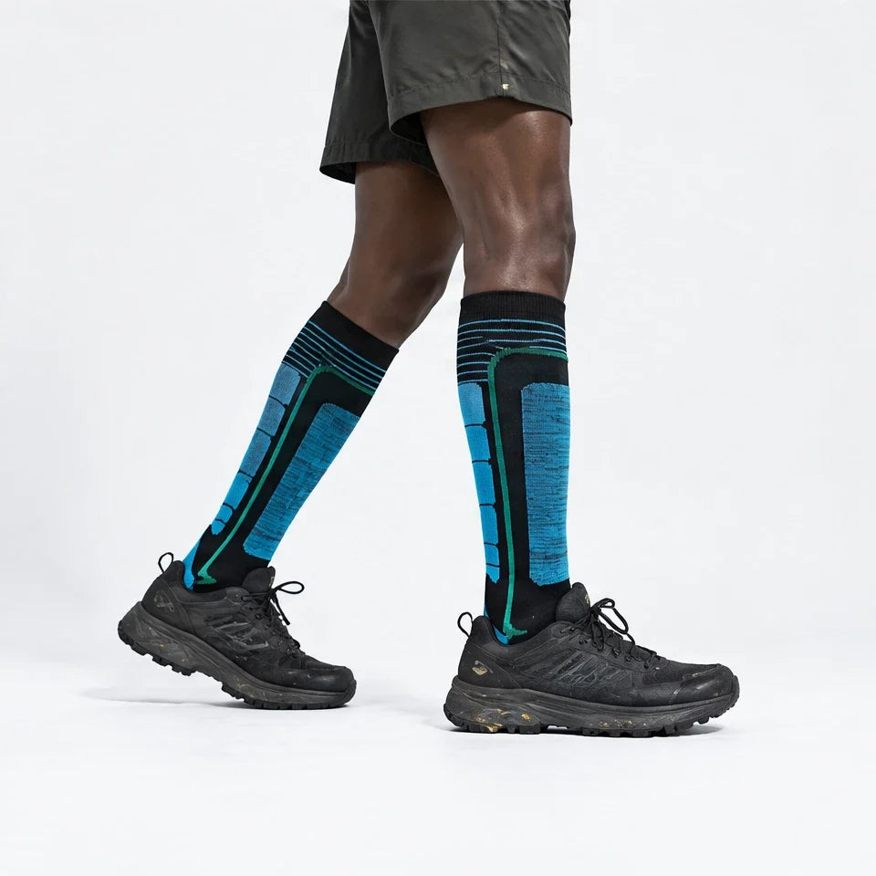 Thwaite - Unisex Anti-Slip Waterproof Socks - Sky Blue