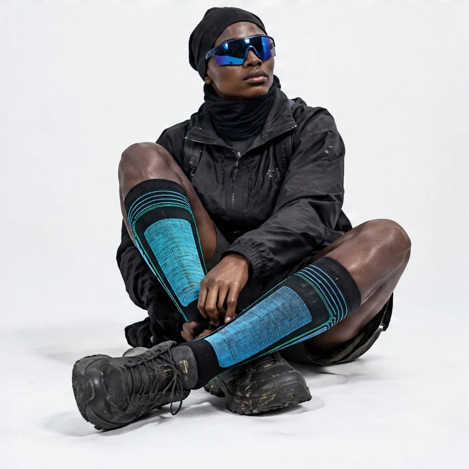 Thwaite - Unisex Anti-Slip Waterproof Socks - Sky Blue
